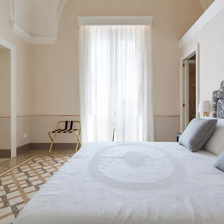 Palazzo Fasti Bed & Breakfast 4*