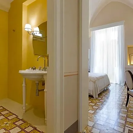 Palazzo Fasti Bed & Breakfast 4*