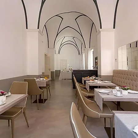 Palazzo Fasti Bed & Breakfast