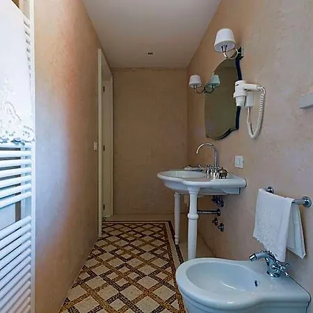 Palazzo Fasti Bed & Breakfast