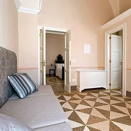 Palazzo Fasti Bed & Breakfast 4*