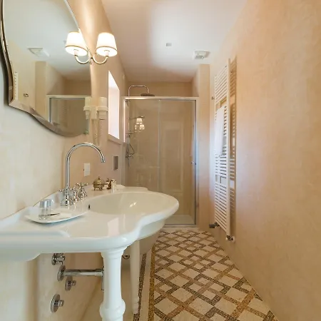 Palazzo Fasti 4*