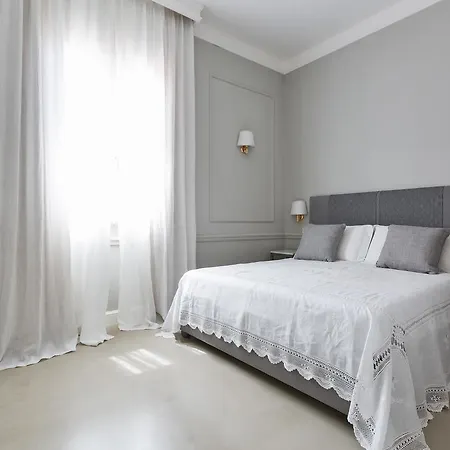 فندق مبيت وإفطار Palazzo Fasti كازارانو